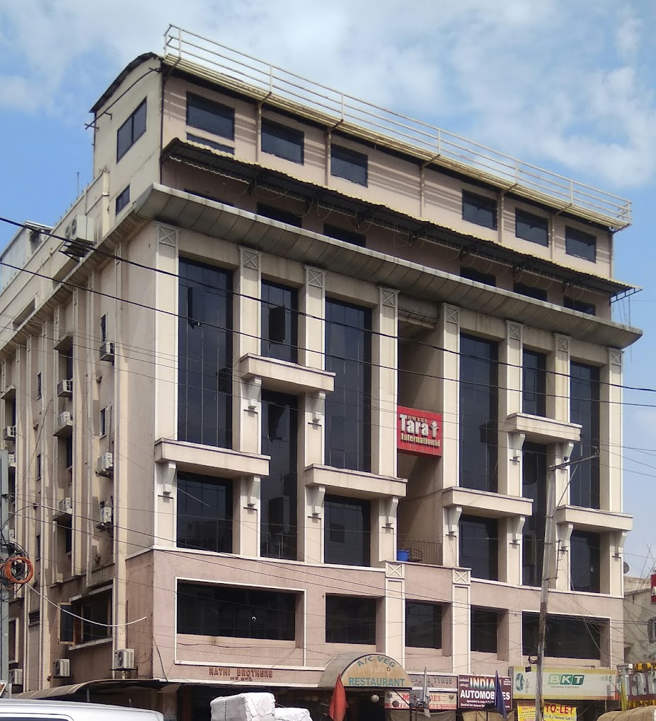 Hotel Himgiri -The Mall Road